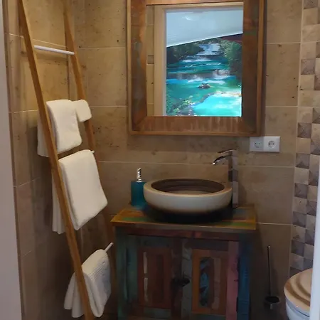 Fuer 2 Personen 45 M² *